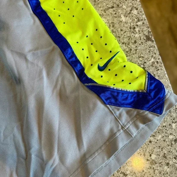 Nike l Men’s Shorts l Size Large - Picture 4 of 8